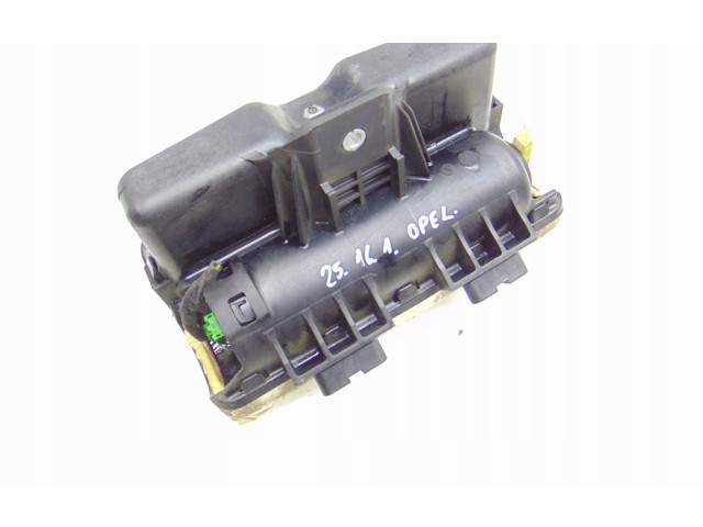 Подушка безопасности пассажира 13152361, 13152361   Vauxhall Corsa D