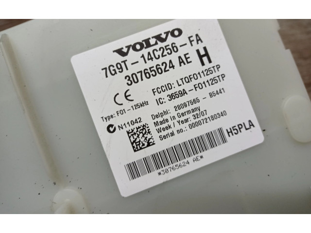   Pojistková skříňka 7G9T14C256FA, 30765624   Volvo XC70 2008