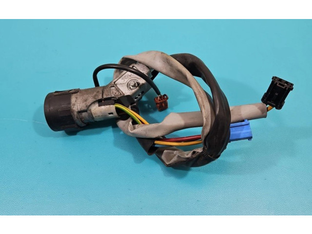 Pojistková skříňka Блок управления двигателем ECU 9650825580, IMPRK1368956   Citroen Berlingo 2004