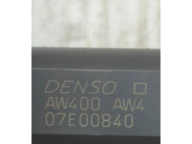 Vstřikovač 07E00840, AW400AW4   Nissan Almera Tino     