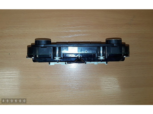 Блок управления климат-контролем 5K0907044DT   Volkswagen Tiguan