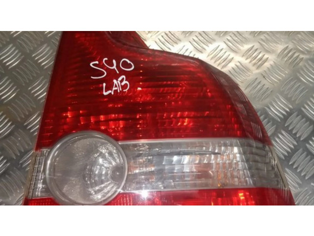 Задний фонарь правый 260404, 30678740    Volvo S40   2004-2007 года