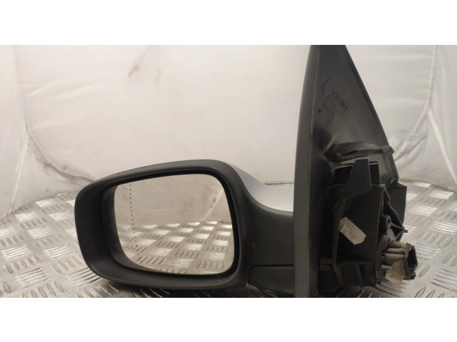 Zpětné zrcátko  levé Renault Megane II 2004  E901110511071109  