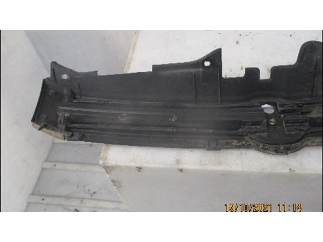 Передняя решётка Fiat Panda II 2003-2012 года 735363745      