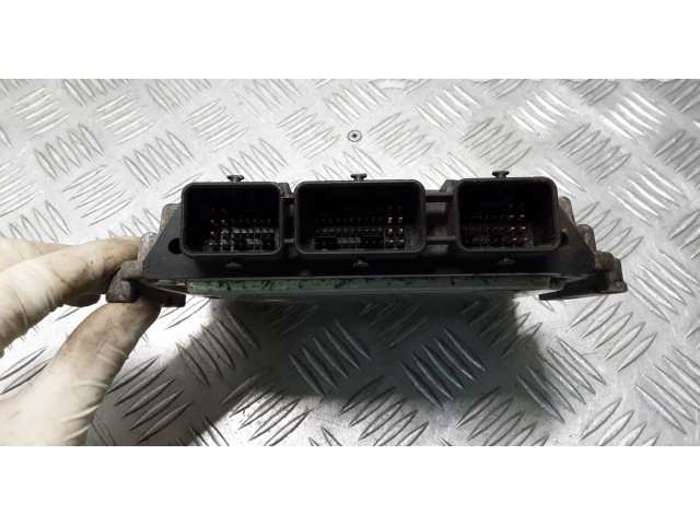Řídící jednotka 9662212480, 0281012467   Peugeot 207 2007