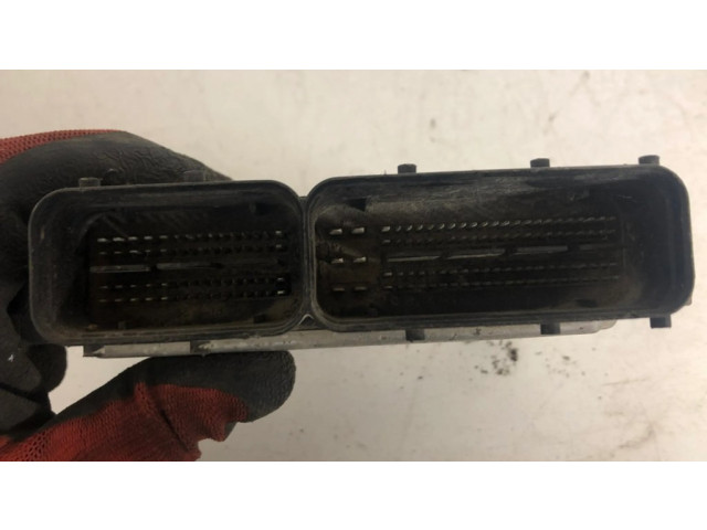 Řídící jednotka 96892357, 0281015176   Opel Antara 2009