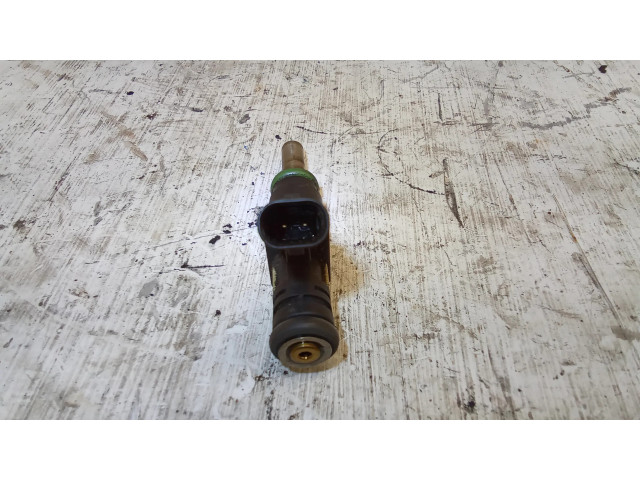 Vstřikovač A2720780249   Mercedes-Benz ML W164  pro benzínový motor 5.5 27396330342398 1534