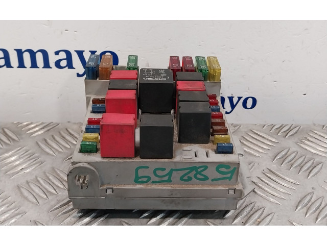 Pojistková skříňka Řídící jednotka BSM 51724394   Fiat Stilo 2004