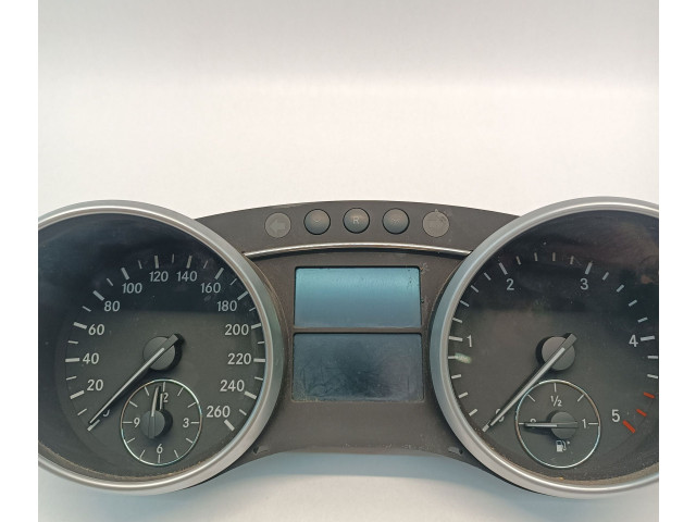 Přístrojová deska  Mercedes-Benz ML W164 2011 A1649007900, A2C53361660  