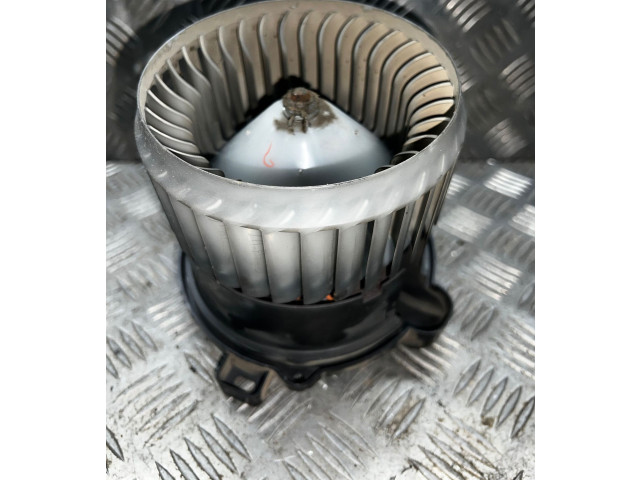 Вентилятор печки    1736096902, 01607007011   Mitsubishi Colt
