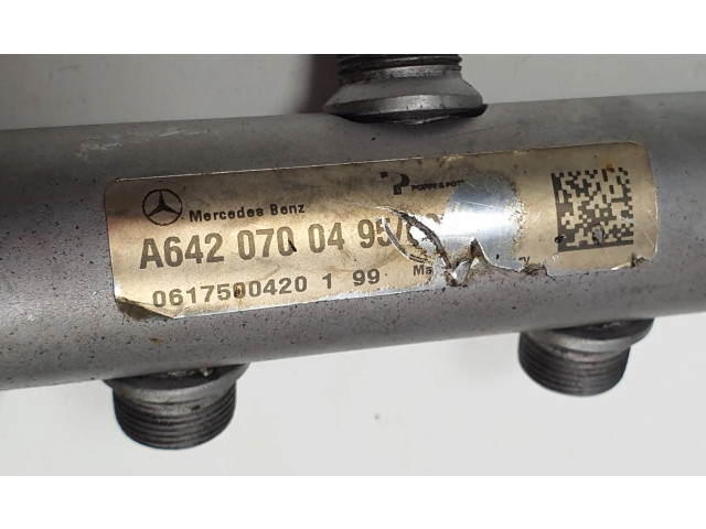Vstřikovací lišta A6420700495   Jeep Grand Cherokee (WK)  pro naftový motor   