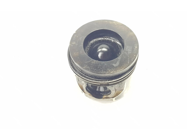 Píst PISTON204DTD, 204DTD   Land Rover Range Rover Evoque L551     