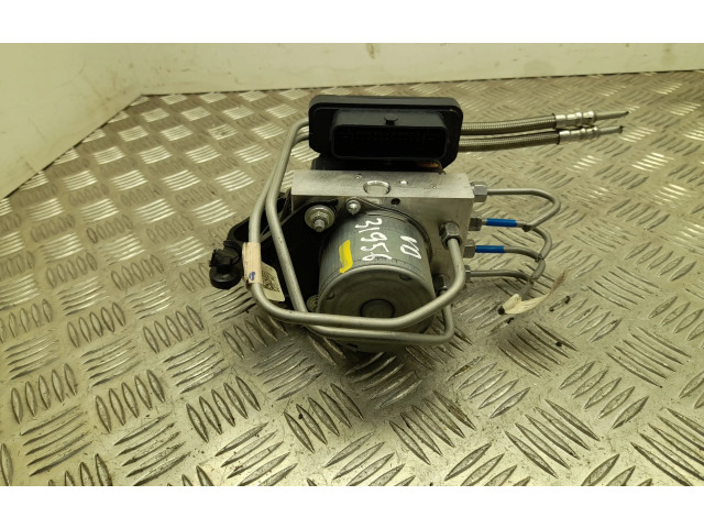 Блок управления АБС 104474510B, 118871200C   Tesla Model Y