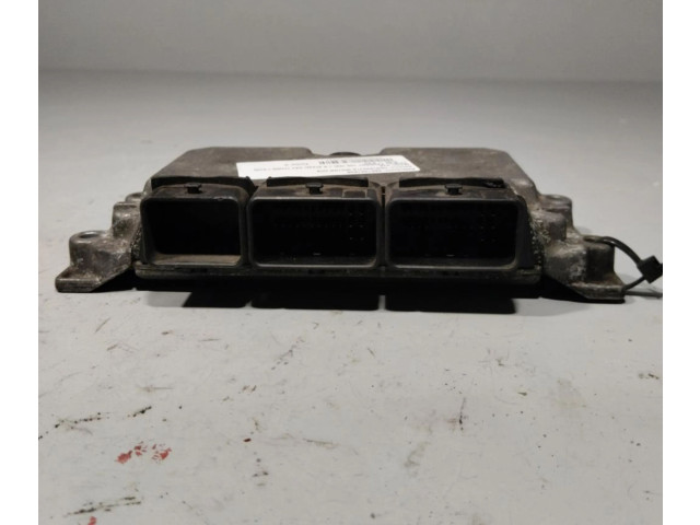 Řídící jednotka 0281001839   Peugeot 106 