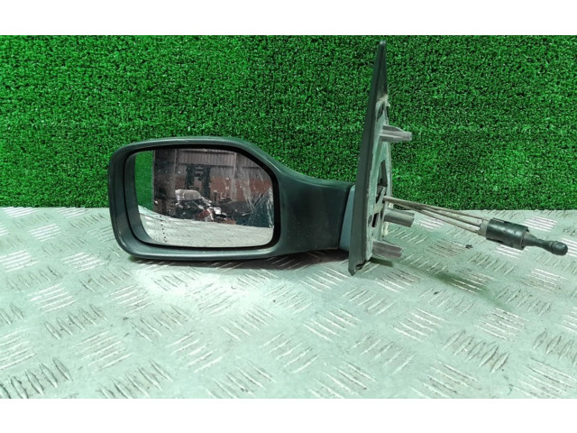 Zpětné zrcátko  Peugeot 106 2001  01852  
