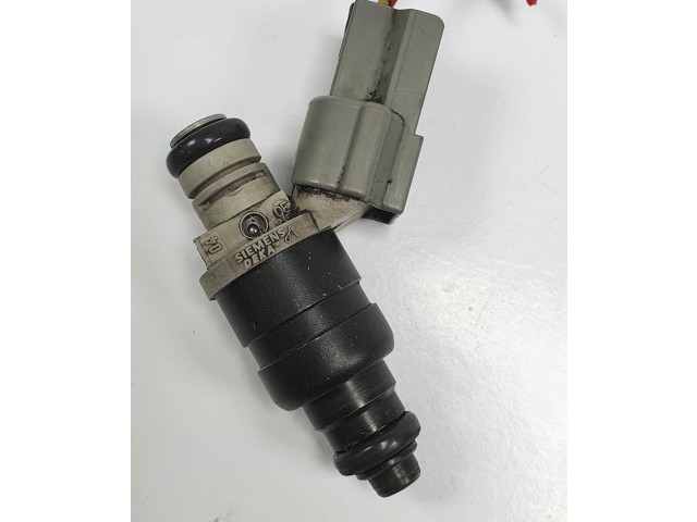 Форсунка MR988977    Smart ForFour I   