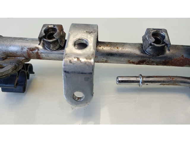 Vstřikovací lišta 047770059AC, 04891337AB   Mini One - Cooper R50 - 53  pro benzínový motor 1.6  