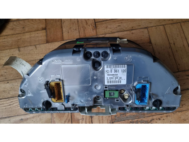 Přístrojová deska  BMW 5 E34 1995 9220300980, 8361120  