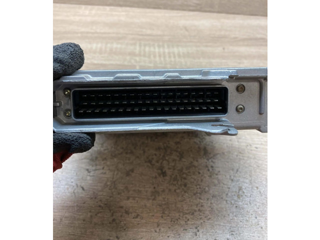 Řídící jednotka 4A0907401P, 0281001320   Audi A6 S6 C4 4A 1994