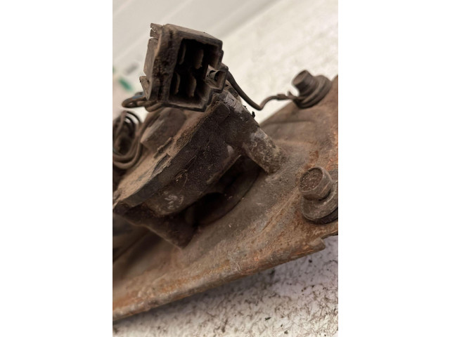 Моторчик дворников 85120-87611, 849050-4740    Daihatsu Feroza