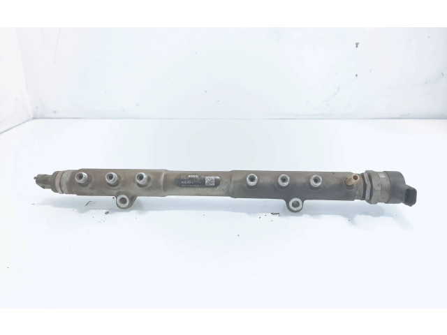 Vstřikovací lišta 30757146, 011803L2   Volvo S80    D5244T4 