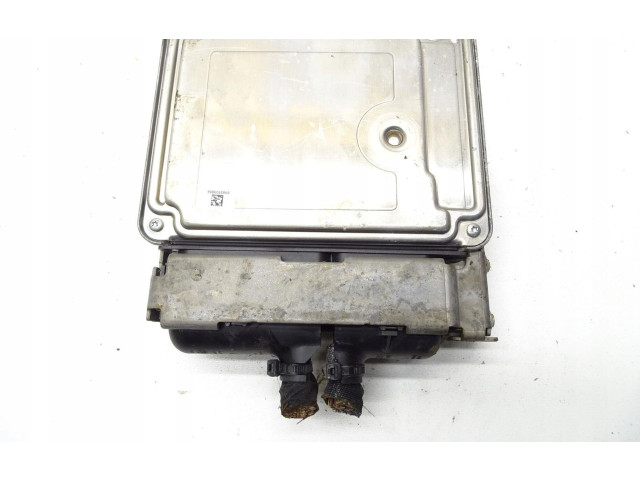 Блок управления двигателем Блок управления 03L906018GF   Volkswagen Scirocco