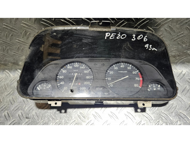 Панель приборов 9610192480   Peugeot 306       