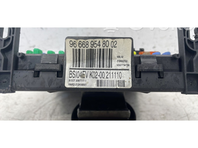 Pojistková skříňka Řídící jednotka BSM 966689548002   Peugeot 407 2011