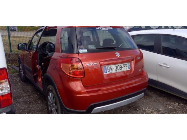 Řídící jednotka 3392055LQ1, 3392055LQ1   Suzuki SX4 2011
