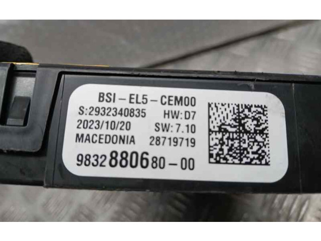   Pojistková skříňka 9832880680, 2932340835   Peugeot 3008  2016