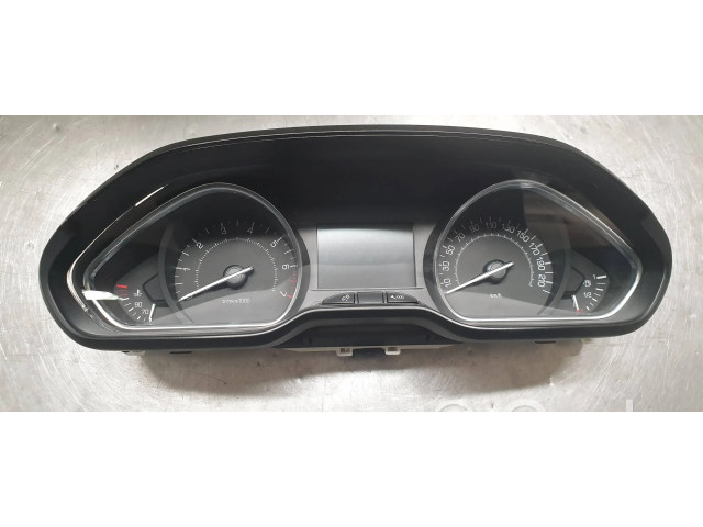 Přístrojová deska  Peugeot 208 2016 981469638000, E137HW13  