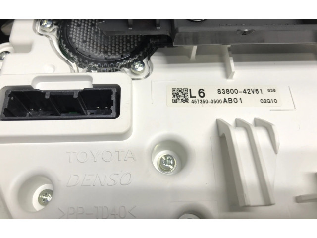 Панель приборов 8380042V61, 4573503500   Toyota bZ4X       