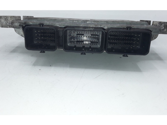 Řídící jednotka AV6112A650XH, S180127003   Ford C-MAX II 2012
