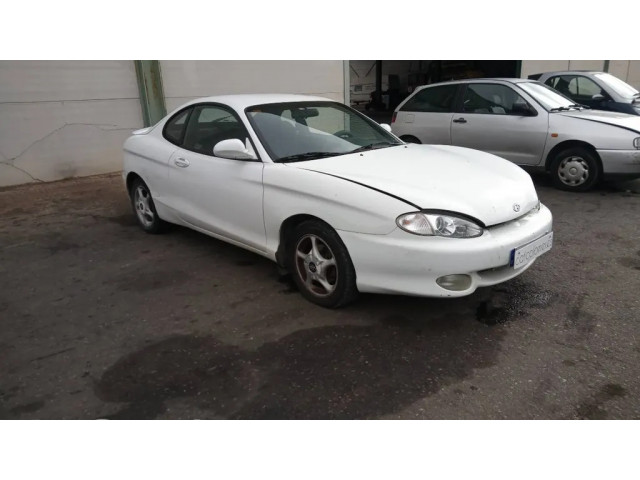 Přední světlo  1010495   Hyundai Coupe 1997