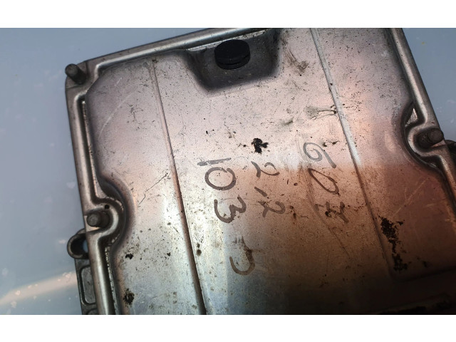 Řídící jednotka 9645534380, 0281010880   Peugeot 607 2003