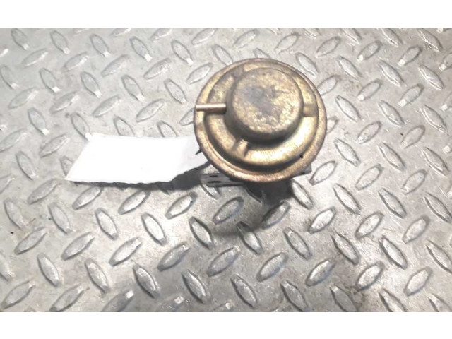Клапан EGR K5T55481    Mitsubishi Galant