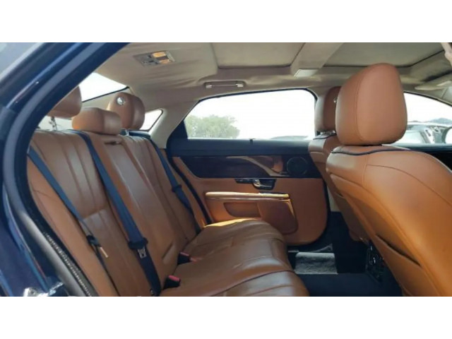 Vstřikovací lišta DW939G774AA   Jaguar XJ X351  pro benzínový motor 5.0  