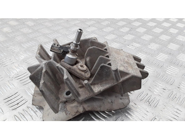 Vstřikovač 8200769153   Dacia Sandero  pro naftový motor 1.5 K9KE892 K9K892