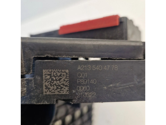  Pojistková skříňka A2135404778, P89140   Mercedes-Benz C W205 2015