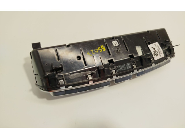 Блок управления климат-контролем A2059054706, A2C93753600   Mercedes-Benz C W205