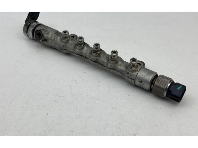 Vstřikovací lišta 894580050   Toyota Auris 150     
