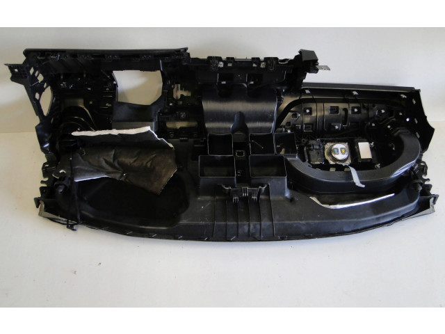 Подушка безопасности пассажира A2478607602, A2048601200   Mercedes-Benz GLB x247