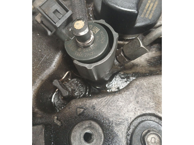 Vstřikovač 0445110258   KIA Carens II    D4EA 