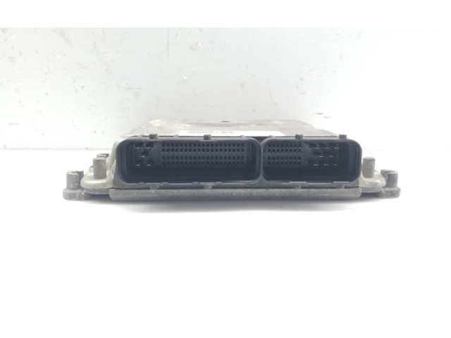 Блок управления двигателем ECU 0281011447   Chrysler Voyager       
