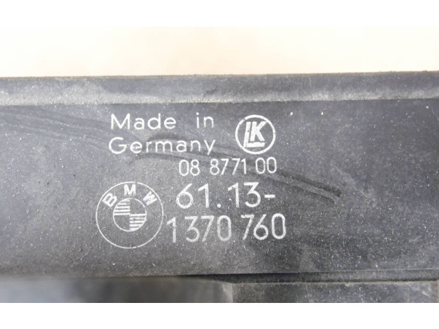   Pojistková skříňka 1370760, 08877100   BMW 3 E30 1989