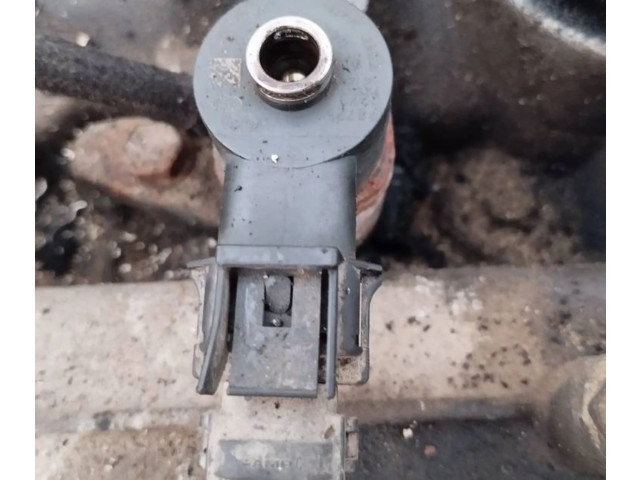 Vstřikovač 0445110256   Hyundai i30     