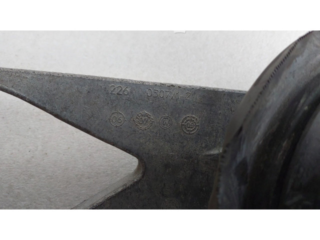 Рычаг переключения передач 2260307   BMW 1 E81 E87