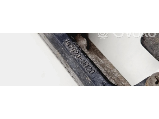 Vstřikovací lišta 1970200020   Mazda Xedos 9  pro benzínový motor 2.5  