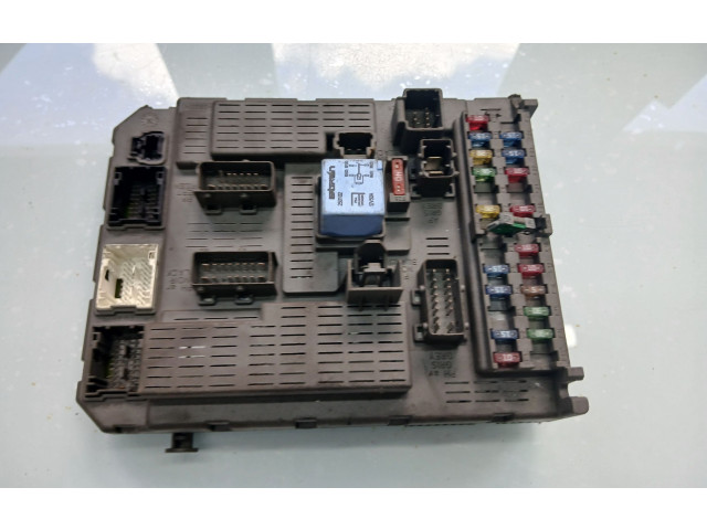 Блок предохранителей 9646907380   Fiat Ulysse    