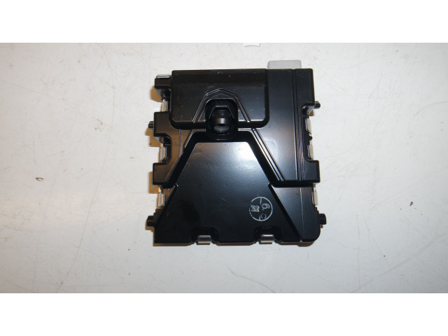 Камера ветрового стекла    8646C48022   Lexus RX 450H